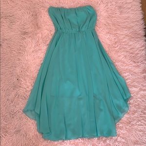 Flowy strapless dress!